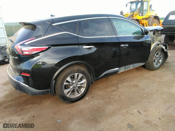 2016 Nissan Murano SL with VIN 5N1AZ2MH3GN105923, listed as a IAAI auction lot 40622962 with 107,922 mi miles. Bid and sale history available at carsss.com. Image 4.