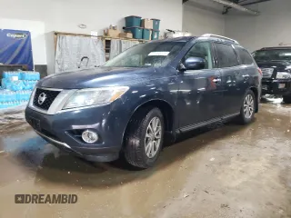 2015 Nissan Pathfinder SV z VIN 5N1AR2MM2FC685639, wystawiony jako Copart lot #51868375 z przebiegiem 111 240 mil mil oraz Szkoda całkowita • Salvage title. Historia ofert i sprzedaży dostępna na DreamBid. Obrazek 1.
