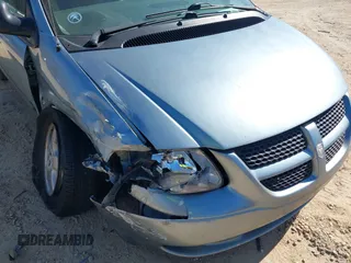 2006 Dodge Caravan SXT with VIN 1D4GP45R26B626187, listed as a IAAI auction lot 41651810 with 155,274 mi miles. Bid and sale history available at carsss.com. Image 6.