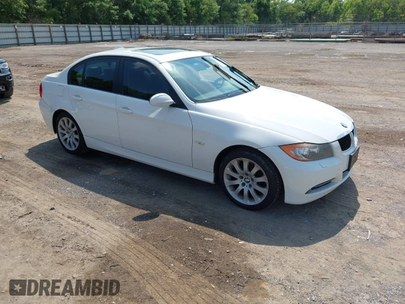 2008 BMW 3 Series 328xi with VIN WBAVC935X8K042486, listed as a IAAI auction lot 42471875 with 178,268 mi miles and . Bid and sale history available at DreamBid. Image 1.