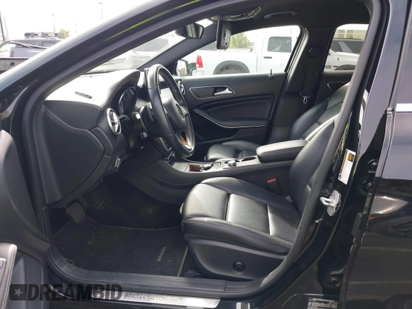 2016 Mercedes-Benz GLA 250 z VIN WDCTG4EB6GJ203502, wystawiony jako IAAI lot #41512874 z przebiegiem 121 199 mil mil oraz . Historia ofert i sprzedaży dostępna na DreamBid. Obrazek 8.