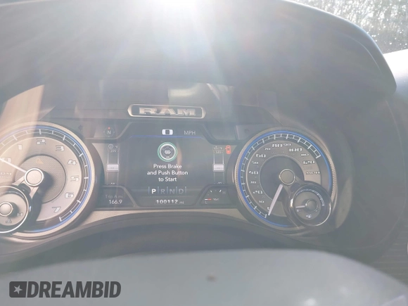 2019 Ram 1500 Limited z VIN 1C6SRFHT5KN896163, wystawiony jako IAAI lot #41101234 z przebiegiem 100 112 mil mil oraz . Historia ofert i sprzedaży dostępna na DreamBid. Obrazek 7.