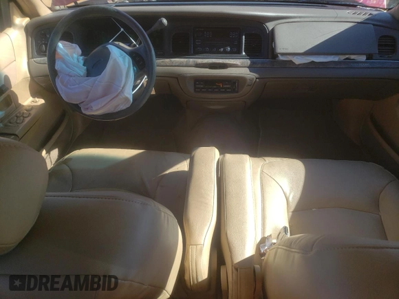 1998 Ford Crown Victoria LX с VIN 2FAFP74W3WX138757, выставлен на аукционе Copart как лот 87867945 с пробегом 148 827 миль миль и Списание • Salvage title. История ставок и продаж доступна на DreamBid. Изображение 8.