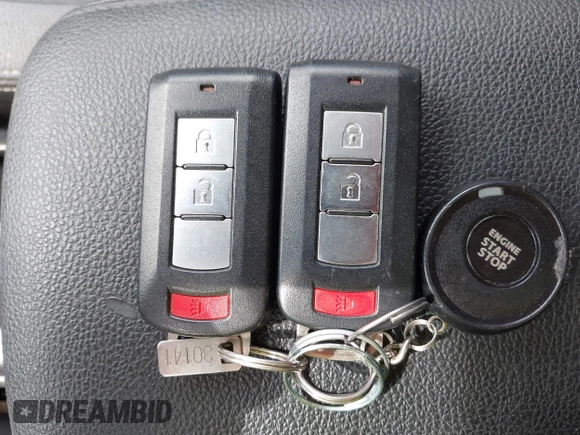 2018 Mitsubishi Outlander SEL z VIN JA4AR4AW0JZ011009, wystawiony jako IAAI lot #42026230 z przebiegiem 77 123 mil mil oraz . Historia ofert i sprzedaży dostępna na DreamBid. Obrazek 11.