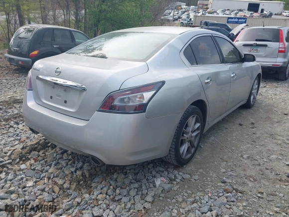 2014 Nissan Maxima 3.5 SV w/Sport Pkg with VIN 1N4AA5AP4EC460123, listed as a IAAI auction lot 41950780 with 137,674 mi miles. Bid and sale history available at carsss.com. Image 4.