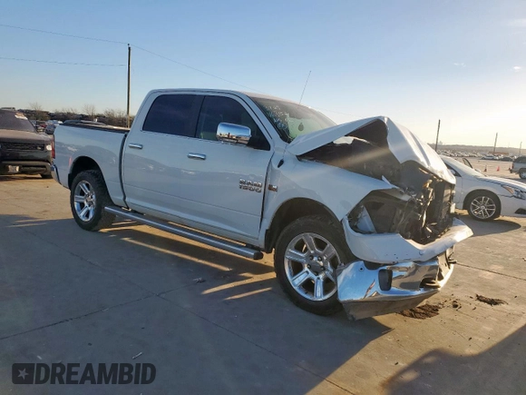 2018 Ram 1500 SLT z VIN 1C6RR7LT7JS158621, wystawiony jako Copart lot #49416695 z przebiegiem 228 656 mil mil oraz Szkoda całkowita • Salvage title. Historia ofert i sprzedaży dostępna na DreamBid. Obrazek 4.