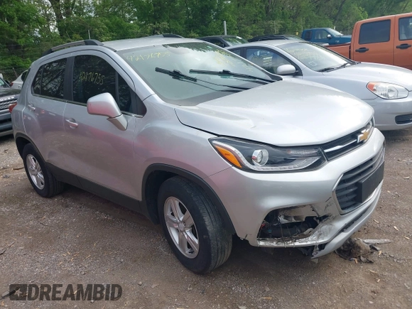 2018 Chevrolet Trax LT with VIN 3GNCJLSB7JL384770, listed as a IAAI auction lot 42176755 with 105,734 mi miles and . Bid and sale history available at carsss.com. Image 1.