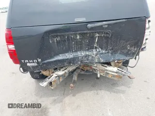 2009 Chevrolet Tahoe 1LT z VIN 1GNFK23009R297220, wystawiony jako IAAI lot #42480122 z przebiegiem 256 343 mil mil oraz . Historia ofert i sprzedaży dostępna na DreamBid. Obrazek 6.