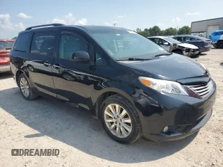 2015 Toyota Sienna Ltd with VIN 5TDDK3DC3FS112704, listed as a Copart auction lot 67127644 with 137,782 mi miles and Non Repairable. Bid and sale history available at carsss.com. Image 4.
