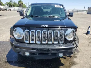 2017 Jeep Patriot Latitude with VIN 1C4NJPFB6HD184479, listed as a Copart auction lot 60840565 with 107,139 mi miles and Clean title. Bid and sale history available at DreamBid. Image 5.