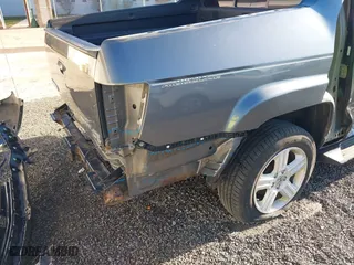 2013 Honda Ridgeline RTL with VIN 5FPYK1F55DB004842, listed as a IAAI auction lot 41843327 with 178,997 mi miles. Bid and sale history available at carsss.com. Image 18.