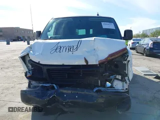 2016 GMC Savana Cargo z VIN 1GTW7AFF5G1159706, wystawiony jako IAAI lot #42018527 z przebiegiem 103 497 mil mil oraz . Historia ofert i sprzedaży dostępna na DreamBid. Obrazek 6.