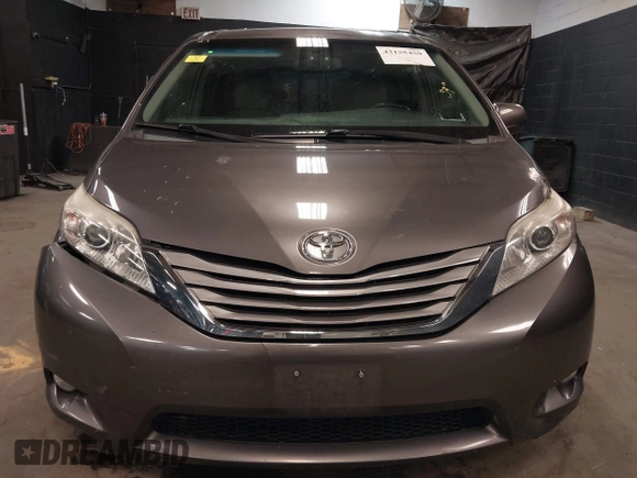 2015 Toyota Sienna XLE with VIN 5TDYK3DC3FS677780, listed as a IAAI auction lot 42155459 with 102,355 mi miles. Bid and sale history available at carsss.com. Image 12.