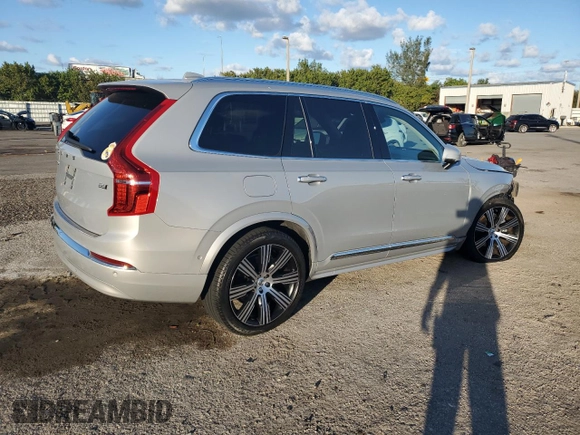 2023 Volvo XC90 Ultimate with VIN YV4062PA4P1988930, listed as a Copart auction lot 86547434 with 19,995 mi miles and Salvage Title. Bid and sale history available at carsss.com. Image 3.