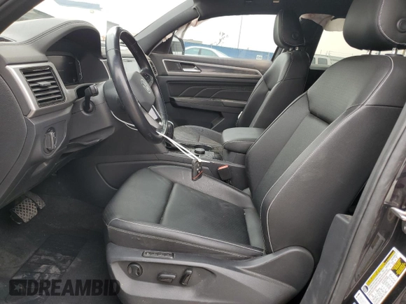 2020 Volkswagen Atlas SEL with VIN 1V2MC2CA9LC206962, listed as a Copart auction lot 51628335 with 47,166 mi miles and Salvage title. Bid and sale history available at DreamBid. Image 7.