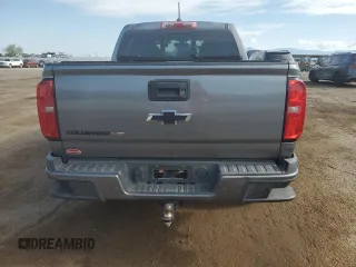 2020 Chevrolet Colorado 2WD Z71 z VIN 1GCGSDEN8L1226905, wystawiony jako Copart lot #63519215 z przebiegiem 71 209 mil mil oraz Szkoda całkowita • Salvage title. Historia ofert i sprzedaży dostępna na DreamBid. Obrazek 6.