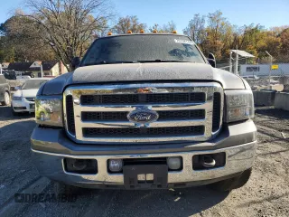 2005 Ford F-250 XL with VIN 1FTSW21565EA71954, listed as a Copart auction lot 76708144 with 229,182 mi miles and Salvage title. Bid and sale history available at DreamBid. Image 5.