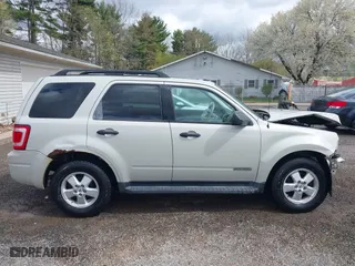 2008 Ford Escape XLT with VIN 1FMCU93ZX8KB33764, listed as a IAAI auction lot 42037456 with 195,047 mi miles. Bid and sale history available at carsss.com. Image 14.