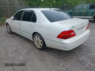2003 Lexus LS 430 with VIN JTHBN30F530103966, listed as a IAAI auction lot 41964555 with 274,385 mi miles and . Bid and sale history available at DreamBid. Image 3.