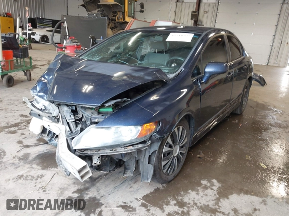 2008 Honda Civic LX z VIN 1HGFA16578L008138, wystawiony jako IAAI lot #42246207 z przebiegiem 152 247 mil mil oraz . Historia ofert i sprzedaży dostępna na DreamBid. Obrazek 18.