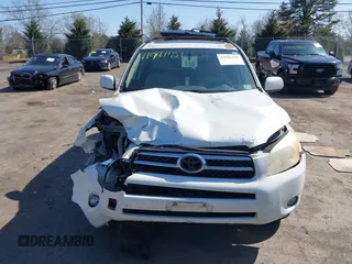 2007 Toyota RAV4 Limited with VIN JTMBD31V875075258, listed as a IAAI auction lot 41941121 with 169,892 mi miles. Bid and sale history available at carsss.com. Image 13.