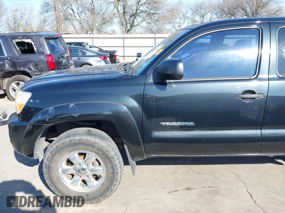 2008 Toyota Tacoma PreRunner with VIN 3TMJU62N88M055390, listed as a IAAI auction lot 41679933 with 247,340 mi miles. Bid and sale history available at carsss.com. Image 19.