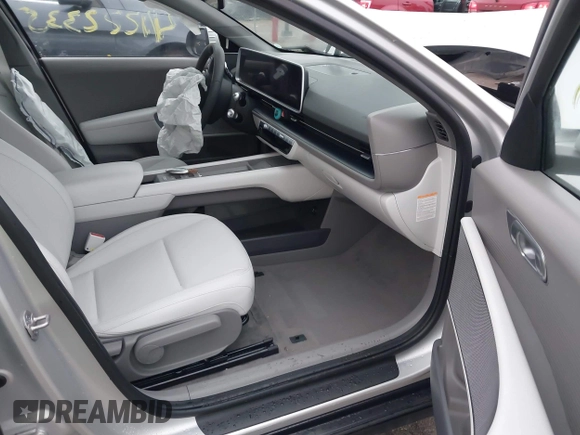 2024 Hyundai Ioniq 6 SEL z VIN KMHM34AC1RA063734, wystawiony jako IAAI lot #41222335 z przebiegiem 3 389 mil mil oraz . Historia ofert i sprzedaży dostępna na DreamBid. Obrazek 5.