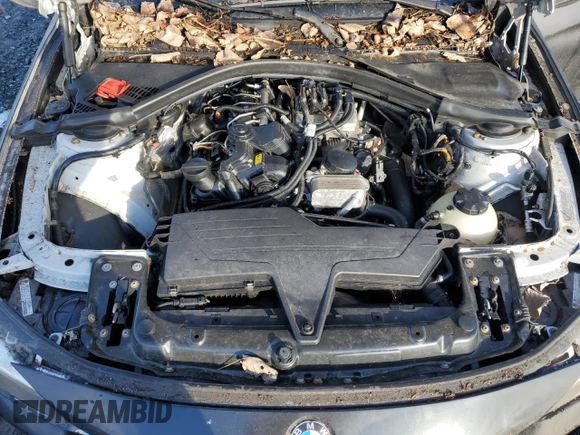 2013 BMW 3 Series 328i xDrive with VIN WBA3B5C55DF592085, listed as a Copart auction lot 82397564 with 98,545 mi miles and Clean title. Bid and sale history available at DreamBid. Image 11.