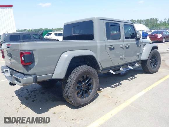 2022 Jeep Gladiator High Altitude with VIN 1C6HJTFG5NL149751, listed as a IAAI auction lot 42257917 with 24,603 mi miles and . Bid and sale history available at DreamBid. Image 4.