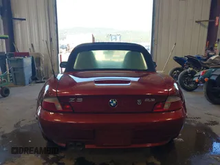 2000 BMW Z3 2.5 z VIN WBACH9346YLF92166, wystawiony jako IAAI lot #42323947 z przebiegiem 130 652 mil mil oraz . Historia ofert i sprzedaży dostępna na DreamBid. Obrazek 16.