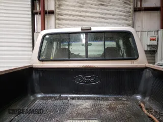 1992 Ford F-250 with VIN 1FTHX26MXNKA05058, listed as a Copart auction lot 46181044 with 200,145 mi miles and Salvage Title. Bid and sale history available at carsss.com. Image 10.