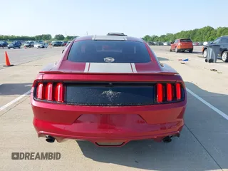 2017 Ford Mustang V6 z VIN 1FA6P8AMXH5226346, wystawiony jako IAAI lot #42400457 z przebiegiem 147 953 mil mil oraz . Historia ofert i sprzedaży dostępna na DreamBid. Obrazek 16.