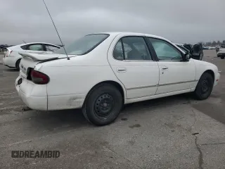 1997 Nissan Altima XE with VIN 1N4BU31D4VC232757, listed as a Copart auction lot 79102784 with 211,466 mi miles and Salvage Title. Bid and sale history available at carsss.com. Image 3.