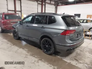 2022 Volkswagen Tiguan SE R-Line Black with VIN 3VV8B7AX9NM103988, listed as a IAAI auction lot 41908814 with 43,671 mi miles and . Bid and sale history available at DreamBid. Image 3.