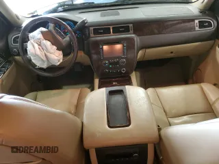 2013 GMC Sierra 1500 Denali z VIN 3GTP2XE25DG236818, wystawiony jako Copart lot #46069095 z przebiegiem 156 354 mil mil oraz Szkoda całkowita • Salvage title. Historia ofert i sprzedaży dostępna na DreamBid. Obrazek 8.