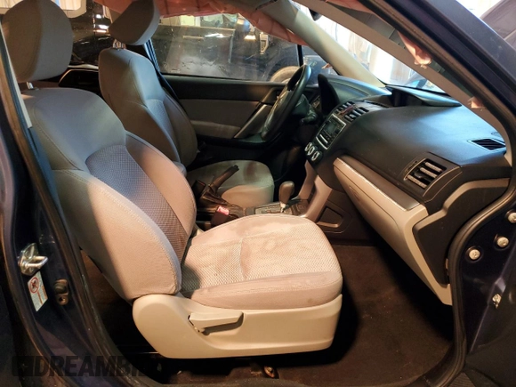 2014 Subaru Forester Premium z VIN JF2SJAEC7EH553530, wystawiony jako Copart lot #55811835 z przebiegiem 132 884 mil mil oraz Szkody całkowita. Historia ofert i sprzedaży dostępna na DreamBid. Obrazek 7.