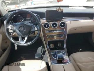 2016 Mercedes-Benz C 300 с VIN 55SWF4JB3GU173599, выставлен на аукционе Copart как лот 64258595 с пробегом 137 723 миль миль и Списание • Salvage title. История ставок и продаж доступна на DreamBid. Изображение 8.