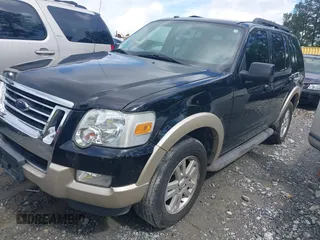 2010 Ford Explorer Eddie Bauer z VIN 1FMEU6EE0AUA05254, wystawiony jako IAAI lot #42251008 z przebiegiem 110 959 mil mil oraz . Historia ofert i sprzedaży dostępna na DreamBid. Obrazek 2.