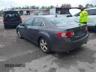 2009 Acura TSX with VIN JH4CU26609C021322, listed as a IAAI auction lot 42241694 with Not provided miles and . Bid and sale history available at DreamBid. Image 3.