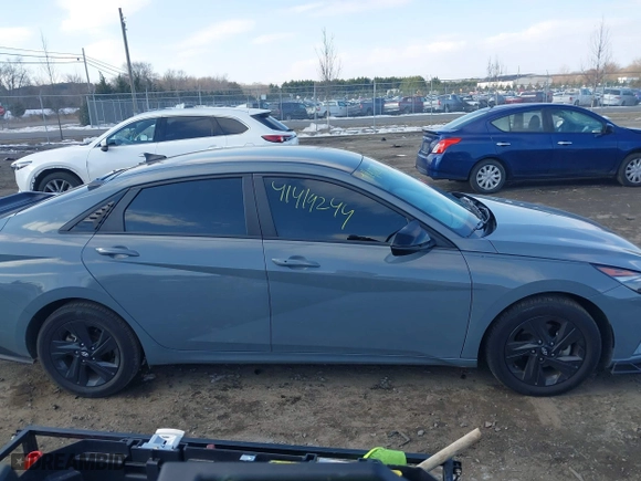 2023 Hyundai Elantra Preferred with VIN KMHLM4AG2PU409832, listed as a IAAI auction lot 41412944 with 27,172 mi miles. Bid and sale history available at carsss.com. Image 13.