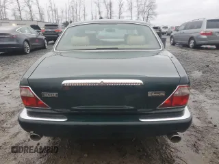 2000 Jaguar XJ with VIN SAJDA25BXYMF01667, listed as a Copart auction lot 41333495 with 102,291 mi miles and Clean Title. Bid and sale history available at DreamBid. Image 6.