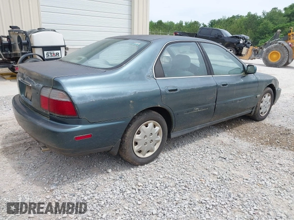 1997 Honda Accord LX с VIN 1HGCD5631VA019675, выставлен на аукционе IAAI как лот 42268994 с пробегом 284 652 миль миль и . История ставок и продаж доступна на DreamBid. Изображение 4.