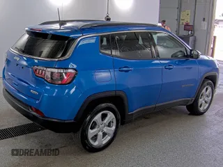 2021 Jeep Compass Latitude z VIN 3C4NJDBB0MT594087, wystawiony jako IAAI lot #42791550 z przebiegiem 78 385 mil mil oraz . Historia ofert i sprzedaży dostępna na DreamBid. Obrazek 14.