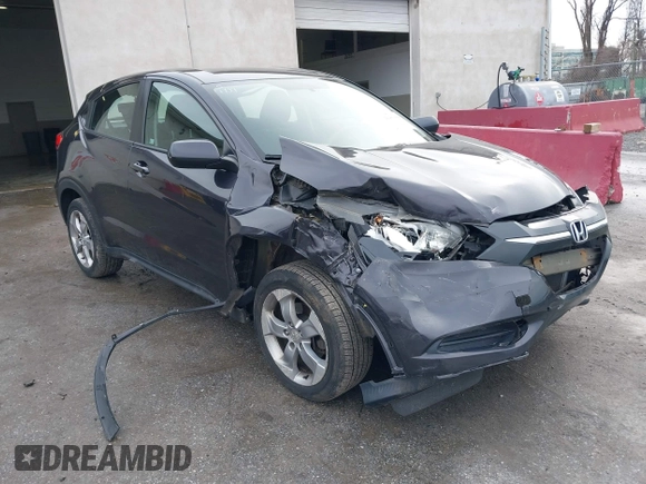 2017 Honda HR-V LX with VIN 3CZRU6H3XHM714198, listed as a IAAI auction lot 41490988 with 122,643 mi miles. Bid and sale history available at carsss.com. Image 1.