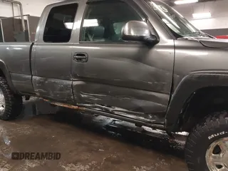 2000 GMC Sierra 1500 SLE with VIN 1GTEK19T0YZ211077, listed as a IAAI auction lot 41626980 with 224,823 mi miles and . Bid and sale history available at DreamBid. Image 6.