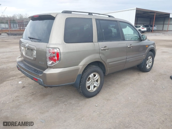 2008 Honda Pilot VP with VIN 5FNYF18248B046859, listed as a IAAI auction lot 41738896 with 524,762 mi miles. Bid and sale history available at carsss.com. Image 4.