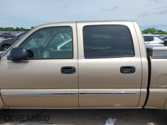 2004 GMC Sierra 1500 SLE z VIN 2GTEK13T841413502, wystawiony jako IAAI lot #42226796 z przebiegiem 192 481 mil mil oraz . Historia ofert i sprzedaży dostępna na DreamBid. Obrazek 14.