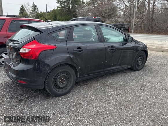 2014 Ford Focus SE with VIN 1FADP3K25EL200882, listed as a Copart auction lot 54733815 with 152,377 mi miles and Clean Title. Bid and sale history available at carsss.com. Image 4.
