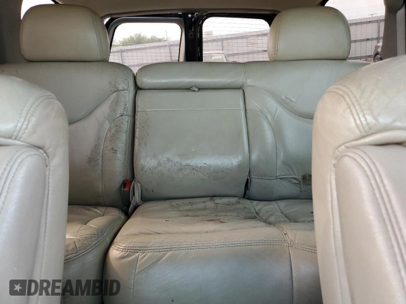 2000 GMC Yukon SLT with VIN 1GKEK13T3YJ202112, listed as a Copart auction lot 71713084 with 303,866 mi miles and Salvage Title. Bid and sale history available at carsss.com. Image 10.