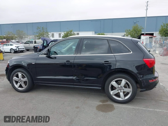 2011 Audi Q5 Premium Plus z VIN WA1DKAFP8BA081763, wystawiony jako IAAI lot #42343565 z przebiegiem 106 193 mil mil oraz . Historia ofert i sprzedaży dostępna na DreamBid. Obrazek 14.